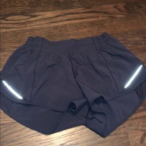 Navy Lululemon Hotty Hot 2’5” Shorts